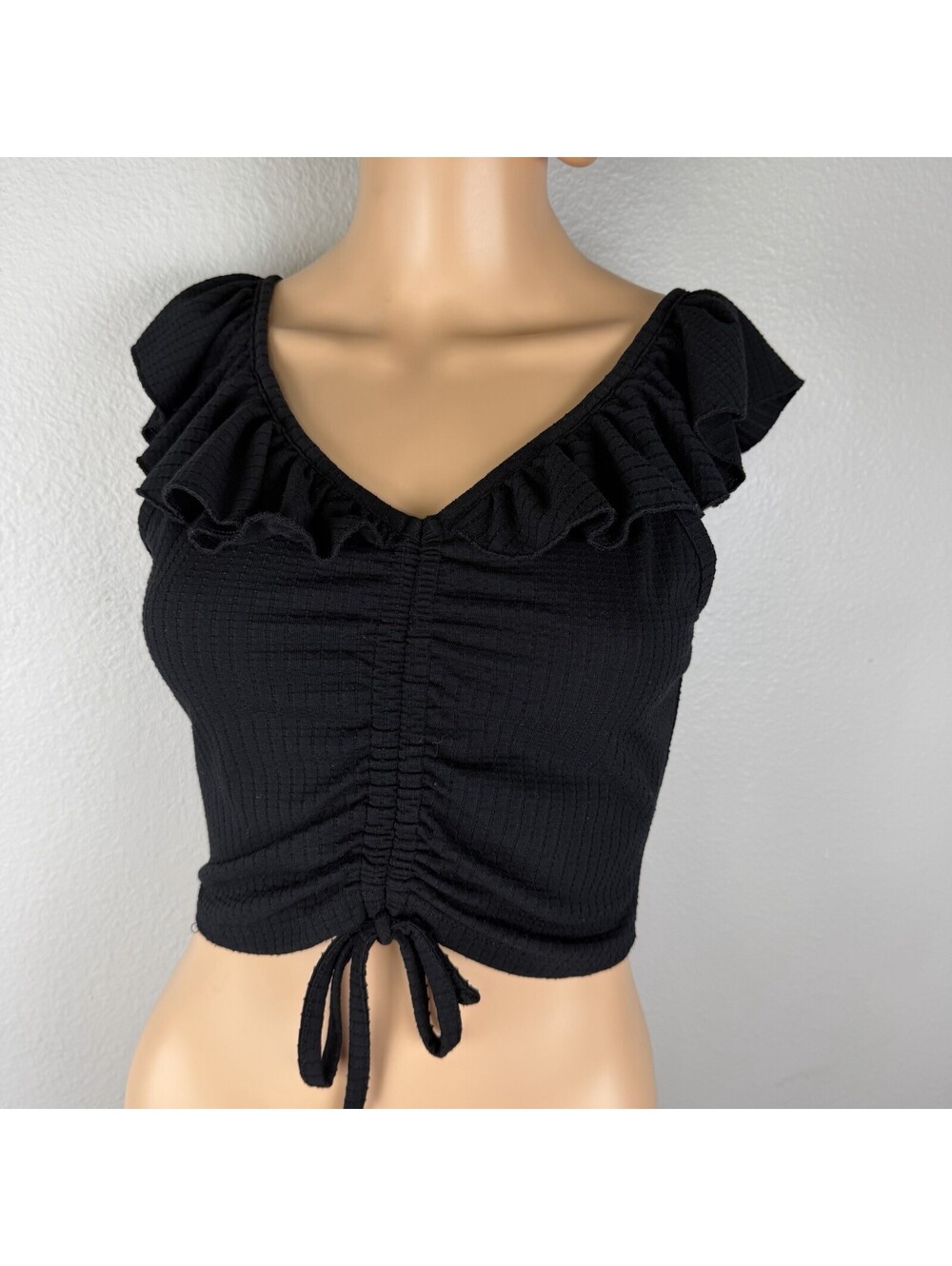 Forever 21 Black Ruffle Crop Top Ruched Front Tie Waist Short Sleeve Medium